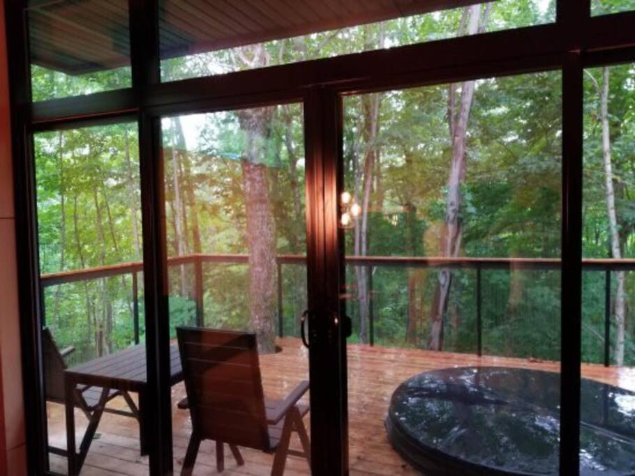 Cabin Sutton 252 - En Harmonie Avec La Nature! Vila Exterior foto